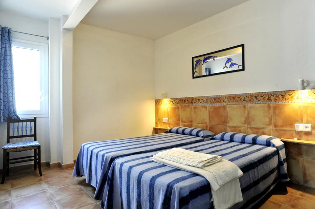 Apartaments El Berganti En Canyelles Petites Roses Buitenkant foto